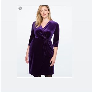 Plus 18 Eloquii Twist Front Velvet Wrap Dress NWT